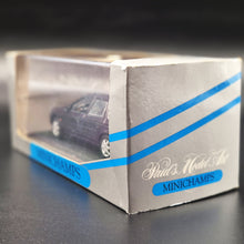 Load image into Gallery viewer, Minichamps 1997 Ford Mondeo Turnier MkII Estate Wagon Purple #433 06312 1:43 Diecast Model