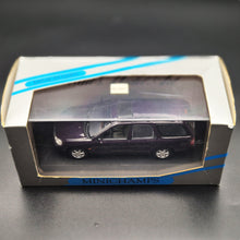 Load image into Gallery viewer, Minichamps 1997 Ford Mondeo Turnier MkII Estate Wagon Purple #433 06312 1:43 Diecast Model