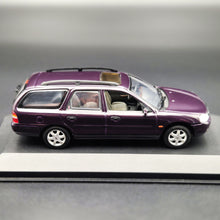 Load image into Gallery viewer, Minichamps 1997 Ford Mondeo Turnier MkII Estate Wagon Purple #433 06312 1:43 Diecast Model