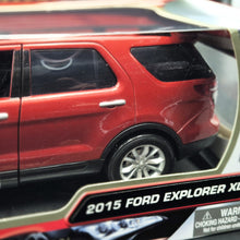 Load image into Gallery viewer, MotorMax 2015 Ford Explorer XLT SUV Dark Red #73186 1-18 Diecast Car