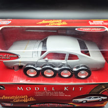 Load image into Gallery viewer, Motormax 1974 Ford Maverick Grabber 1:24 Diecast Scale Model Kit American Graffiti Series #75120G