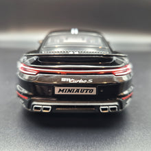 Load image into Gallery viewer, Explorafind 2021 Porsche 911 Turbo S Black 1:24 Die Cast Car