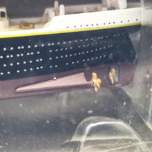 Load image into Gallery viewer, RMS Titanic - Classic Luxury Cruise Ship Alloy Scale Model 1:1250