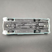 Load image into Gallery viewer, Road Signature 1955 Ford Fairlane Crown Victoria Turquoise #94202 1:43 Die Cast Car