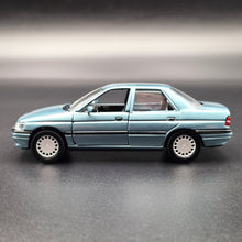 Load image into Gallery viewer, Schabak Modell 1993 Ford Orion (Escort) Light Blue #1092 1-43 Die Cast Model