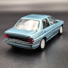 Load image into Gallery viewer, Schabak Modell 1993 Ford Orion (Escort) Light Blue #1092 1-43 Die Cast Model