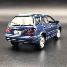 Load image into Gallery viewer, Smart Toys 2001 Lexus RX 300 Blue 1:36 Diecast Car