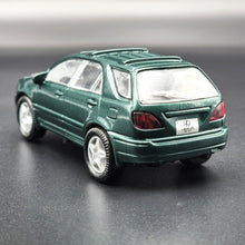 Load image into Gallery viewer, Smart Toys 2001 Lexus RX 300 Dark Green 1:48 Diecast Car