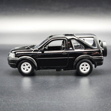 Load image into Gallery viewer, Smart Toys 2003 Land Rover Freelander Black 1:52 Diecast Car