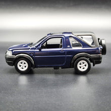 Load image into Gallery viewer, Smart Toys 2003 Land Rover Freelander Dark Blue 1:52 Diecast Car