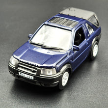 Load image into Gallery viewer, Smart Toys 2003 Land Rover Freelander Dark Blue 1:52 Diecast Car