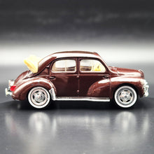 Load image into Gallery viewer, Solido 1960 Renault 4CV Decouvrable (Cabriolet) Brown #4538 Sixties Series 1:43 Die Cast Model