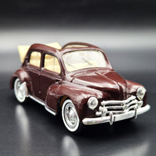 Load image into Gallery viewer, Solido 1960 Renault 4CV Decouvrable (Cabriolet) Brown #4538 Sixties Series 1:43 Die Cast Model