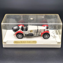 Load image into Gallery viewer, Solido Age D'Or 1931 Mercedes-Benz SSKL White #4001 1:43 Die Cast Model