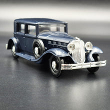 Load image into Gallery viewer, Solido Age D'Or 1934 Renault Reinastella TYPE RM 2 Dark Blue #97 1:43 Die Cast Model