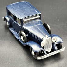 Load image into Gallery viewer, Solido Age D'Or 1934 Renault Reinastella TYPE RM 2 Dark Blue #97 1:43 Die Cast Model