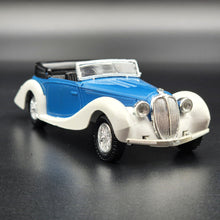 Load image into Gallery viewer, Solido Age D'Or 1939 Delahaye 135M Figoni Falaschi Blue/White #4078 1:43 Die Cast Model