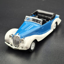 Load image into Gallery viewer, Solido Age D'Or 1939 Delahaye 135M Figoni Falaschi Blue/White #4078 1:43 Die Cast Model
