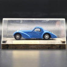Load image into Gallery viewer, Solido Age D'or 1939 Bugatti Type 57S Atalante Blue #88 1:43 Die Cast Model