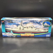 Load image into Gallery viewer, USS Arleigh Burke-Class Guided-Missile Destroyer DDG-51 Scale Model 1:350