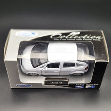 Load image into Gallery viewer, Welly 2002 Audi A2 White 1:36 #2322 Collection Series Boxed