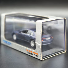 Load image into Gallery viewer, Welly 2002 BMW 745i Dark Purple 1:36 #9763 Collection Series Boxed