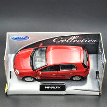 Load image into Gallery viewer, Welly 2004 Volkswagen Golf V Mk5 Red 1:36 #42361 Collection Series Boxed