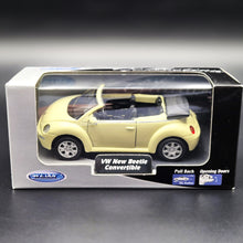 Load image into Gallery viewer, Welly 2004 Volkswagen New Beetle Convertible Pale Yellow 1:36 Collection Series Boxed