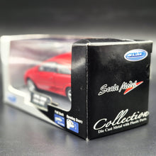 Load image into Gallery viewer, Welly 2005 Opel Astra GTC Red #42365 1:34 Collection Series Boxed