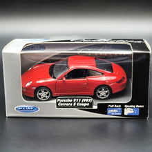Load image into Gallery viewer, Welly 2005 Porsche 911 (997) Carrera S Coupe Red 1:36 #42369 Collection Series Boxed