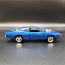Load image into Gallery viewer, Explorafind 1969 Dodge Charger 500 Blue 1:32 Die Cast Car