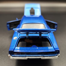 Load image into Gallery viewer, Explorafind 1969 Dodge Charger 500 Blue 1:32 Die Cast Car