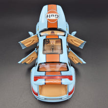 Load image into Gallery viewer, Explorafind 2019 Porsche Panamera S Gulf Blue 1:24 Die Cast Car