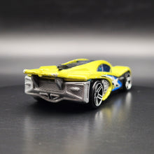 Load image into Gallery viewer, Hot Wheels 2010 Side Draft Chartreuse #62 Track Stars 6/12