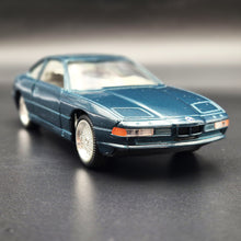 Load image into Gallery viewer, Superior Sunnyside 1992 BMW 850i Dark Green 1:24 SS 7703 Die Cast Model
