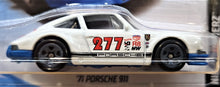 Load image into Gallery viewer, Hot Wheels 2018 '71 Porsche 911 White #115 Nightburnerz 10/10 New