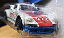 Load image into Gallery viewer, Hot Wheels 2018 '71 Porsche 911 White #115 Nightburnerz 10/10 New