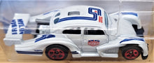 Load image into Gallery viewer, Hot Wheels 2018 Volkswagen Kafer Racer White #147 Legends of Speed 2/10 New Long Card
