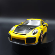 Load image into Gallery viewer, Maisto 2018 Porsche 911 GT2 RS Yellow 1:24 Die Cast Car