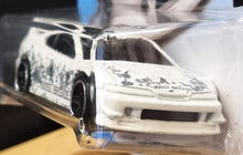 Load image into Gallery viewer, Hot Wheels 2018 Custom '01 Acura Integra GSR White #213 Nightburnerz 6/10 New