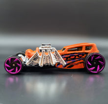 Load image into Gallery viewer, Hot Wheels 2020 Street Creeper Orange Multipack Exclusive Loose