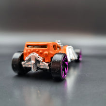 Load image into Gallery viewer, Hot Wheels 2020 Street Creeper Orange Multipack Exclusive Loose
