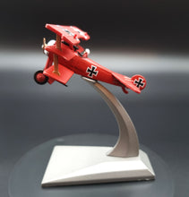 Load image into Gallery viewer, 1917 German Fokker DR.1 Triplane 1:72 Fighter Die Cast Plane