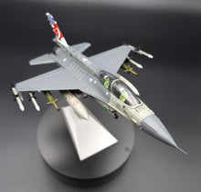 Load image into Gallery viewer, 1995 F-16C/D 'Fighting Falcon' 425th Fighter Squadron USAAF/RSAF 1:72 Die Cast Plane