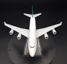 Load image into Gallery viewer, Boeing B747-400 AIr New Zealand 1:400 Metal Die Cast Airliner Plane