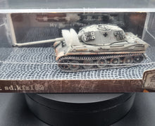 Load image into Gallery viewer, 1944 German Reich Tiger II Sd.Kfz.182 Heavy Tank 1:72 Die Cast Tank - Budapest