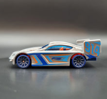 Load image into Gallery viewer, Hot Wheels 2019 Time Tracker Grey Multipack Exclusive Loose