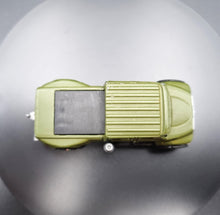 Load image into Gallery viewer, Matchbox 2018 International CXT Matt Olive Green #22 MBX Construction 1/20