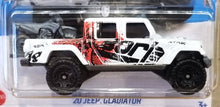 Load image into Gallery viewer, Hot Wheels 2022 '20 Jeep Gladiator White #26 Baja Blazers 4/10 New