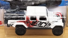 Load image into Gallery viewer, Hot Wheels 2022 '20 Jeep Gladiator White #26 Baja Blazers 4/10 New